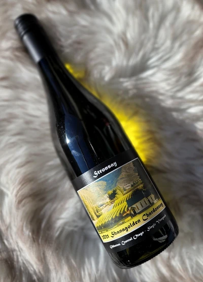 Bottle of Stronsay Chardonnay 2021 · 12 bottles